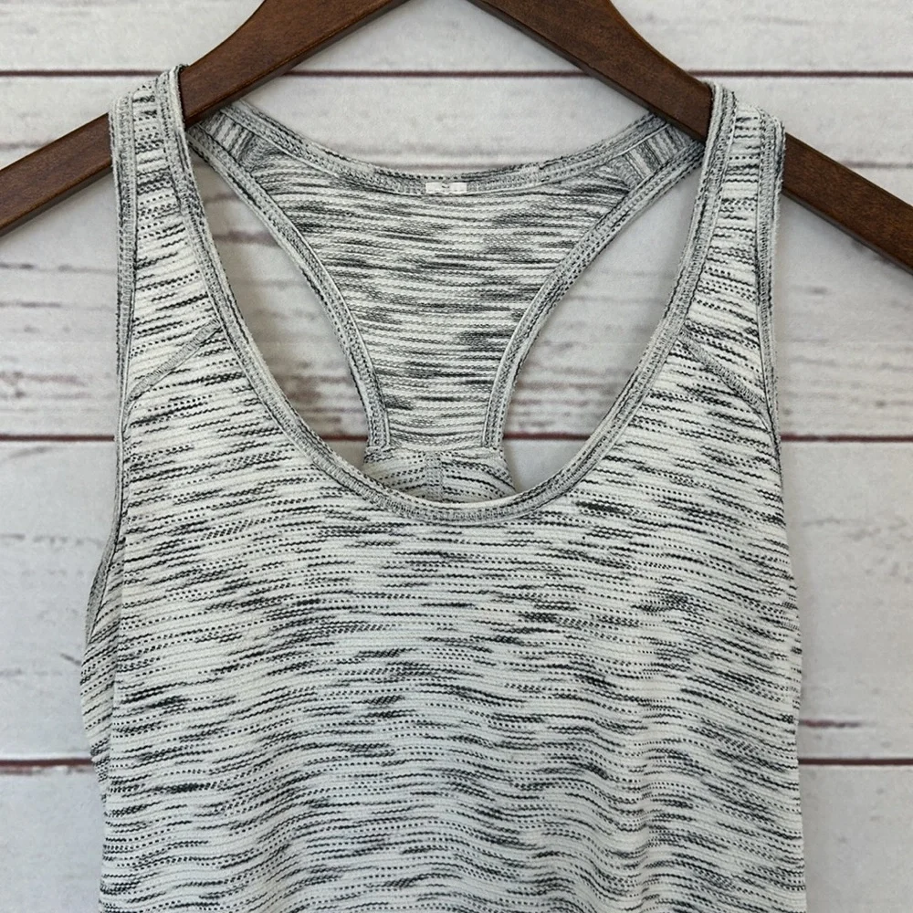 LULULEMON Salute The Sun Singlet II Tiger Space Dye Black White Size 4